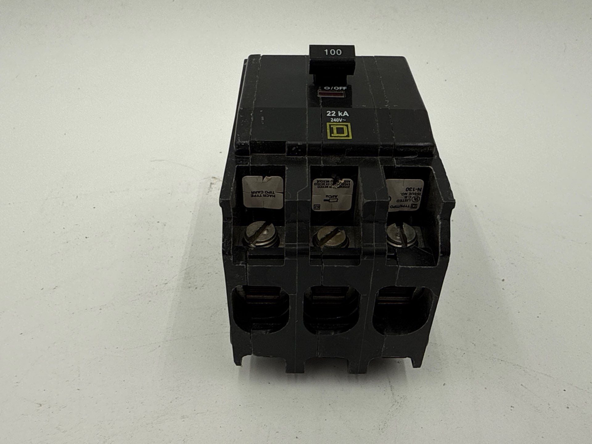 Square D QOB3100VH Bolt On Circuit Breaker 100A 3P 240V QOB 100 Amp 22kA Used