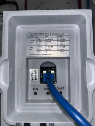 Eaton Freedom FlashGard 24" 15A Combo MCC Bucket VFD 5HP HMCPS015EOC Breaker Used