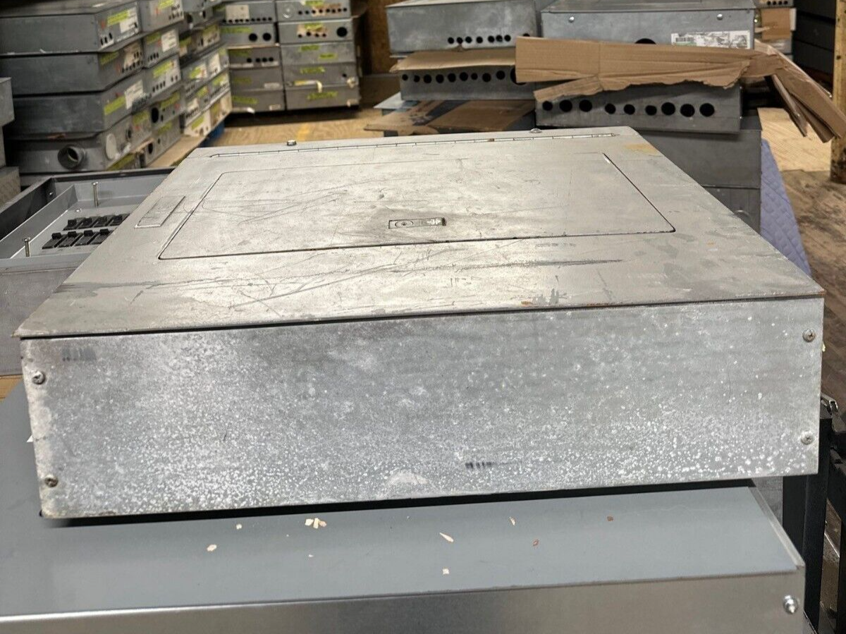 Square D NQOD20L100CU Panelboard 100A 120/240V 3PH 3W MLO Main Lug 20CIR NEMA 1 P309 Used