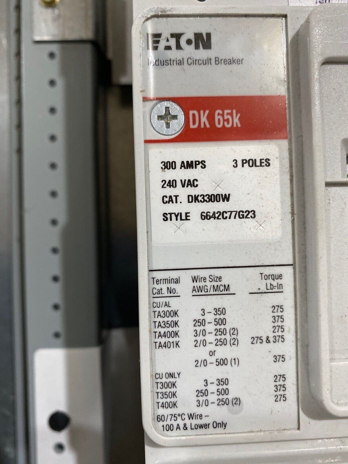 Eaton PRL1A Pow-R-Line Panelboard 400A 208Y/120V 3PH 4W Indoor Encl 30 Cir MCB P496 New