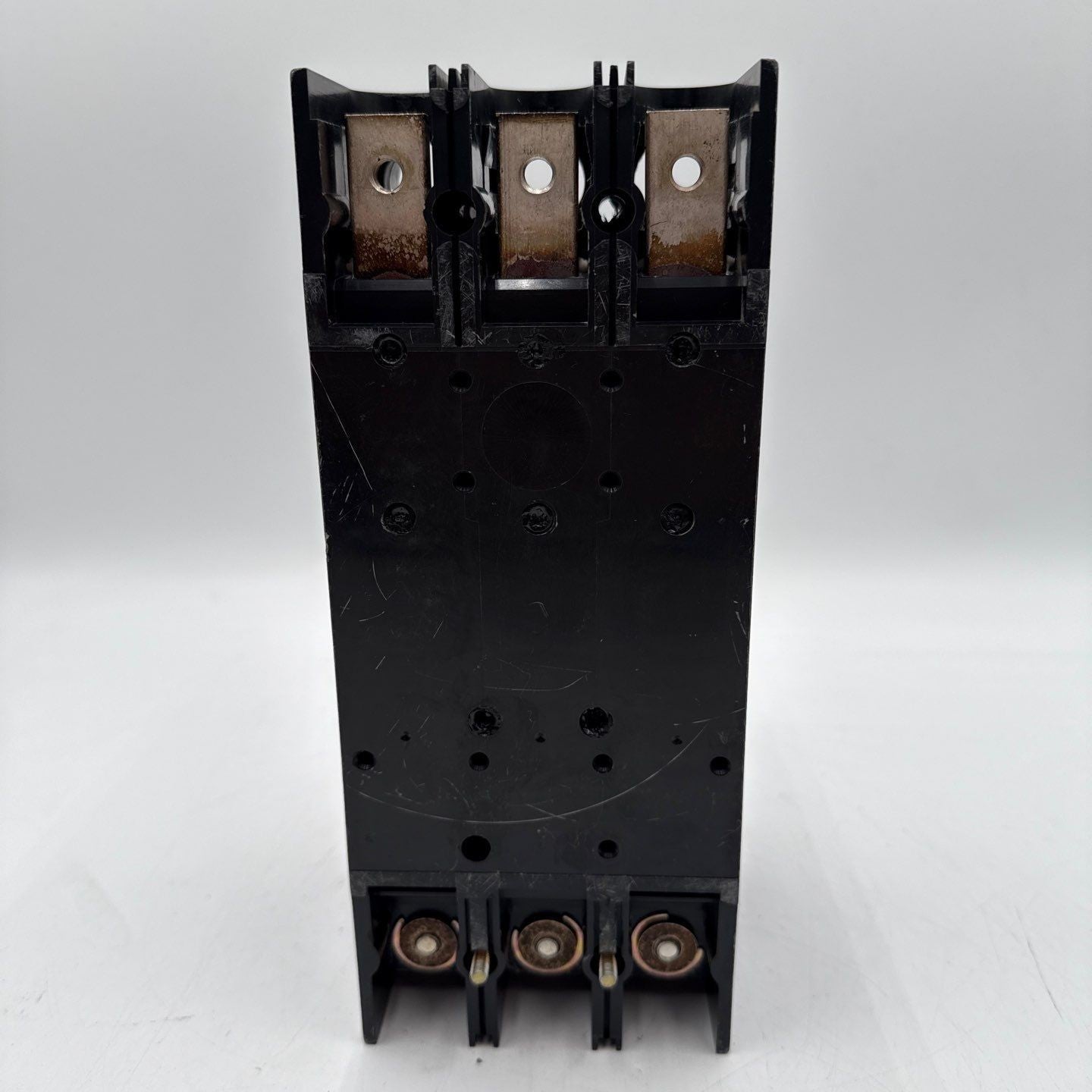 GE TFL236225WL Circuit Breaker 225A 3P 600V 3PH TFL 225 Amp 3 Pole Used