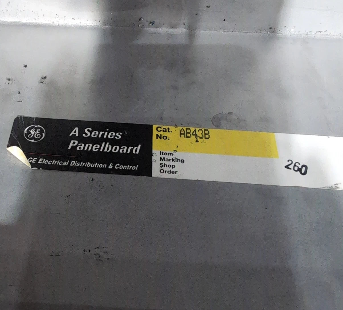 GE AQF3422MB Panelboard 225A 208/120V 3PH 4W MLO Panel 225 Amp 42 Circuit Used