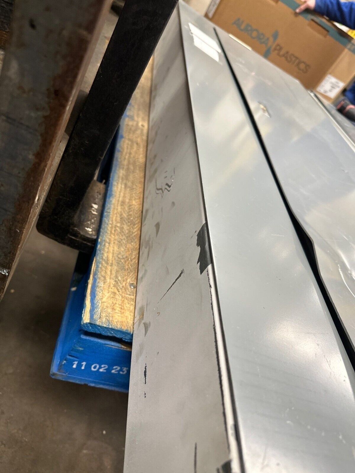 Square D NQOD Panelboard 225A 208/120V 3PH 4W Q2L3100 MCB 42 Circuit Indoor Encl P347 Used