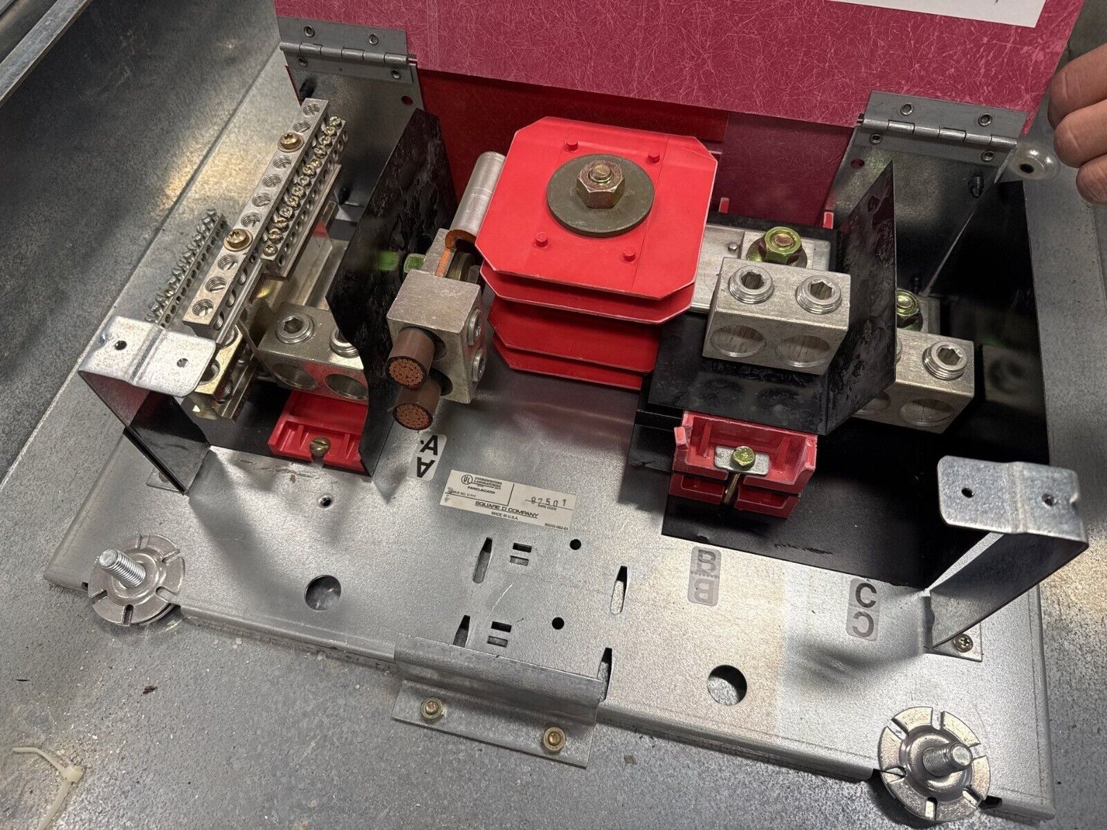 Square D I-Line Panelboard 600A 480/277V 3PH 4W 66 Circuit Indoor Encl MLO P562 Used