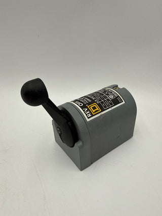 Square D 2601 AG2 Reversing Drum Switch 600V 2HP 3 Position 2601 Series New