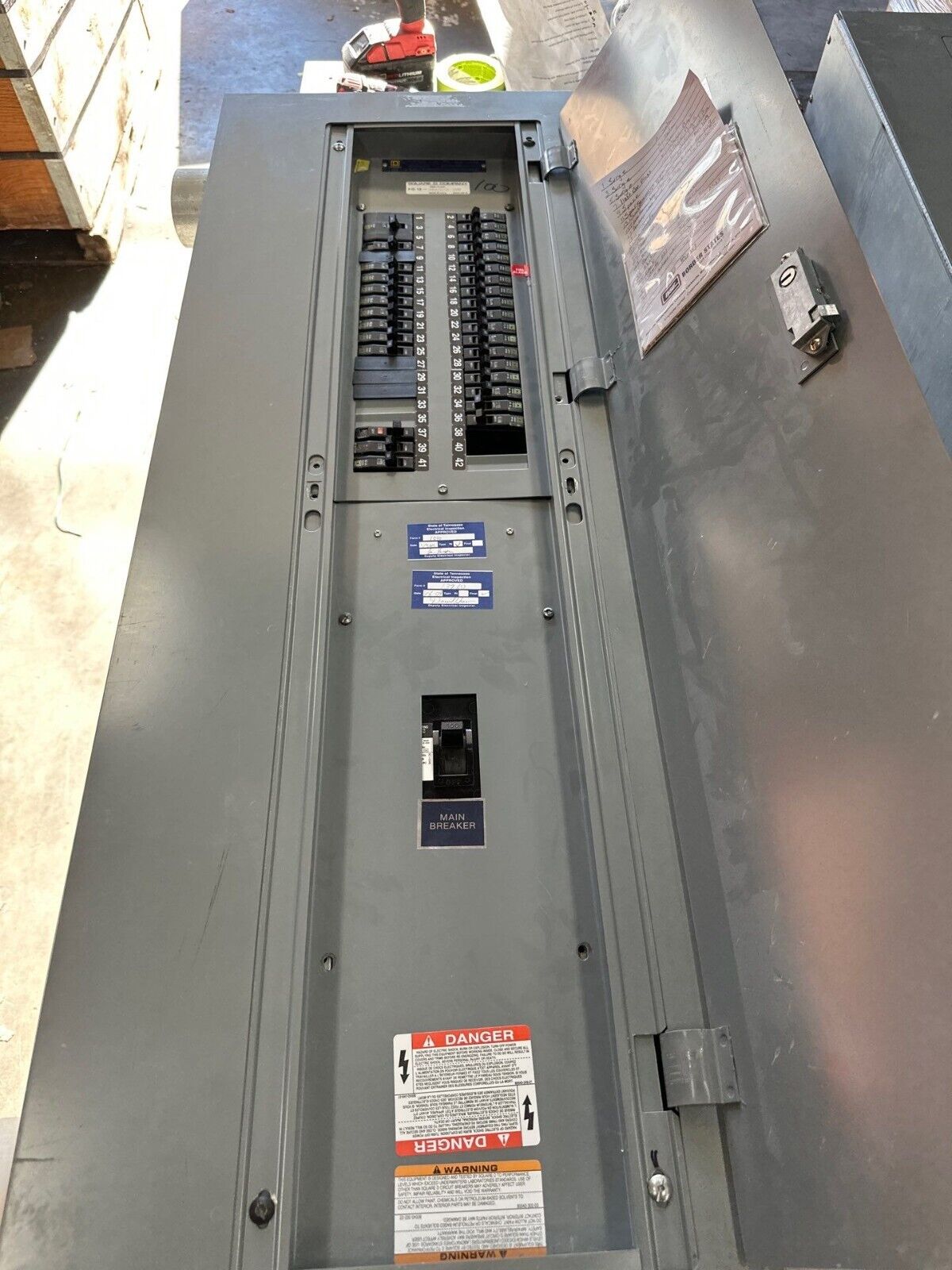 Square D NQOD442M225 NQOD Panelboard 225A 208Y/120V 3PH MCB Indoor Encl Q2L3100 P367 Used