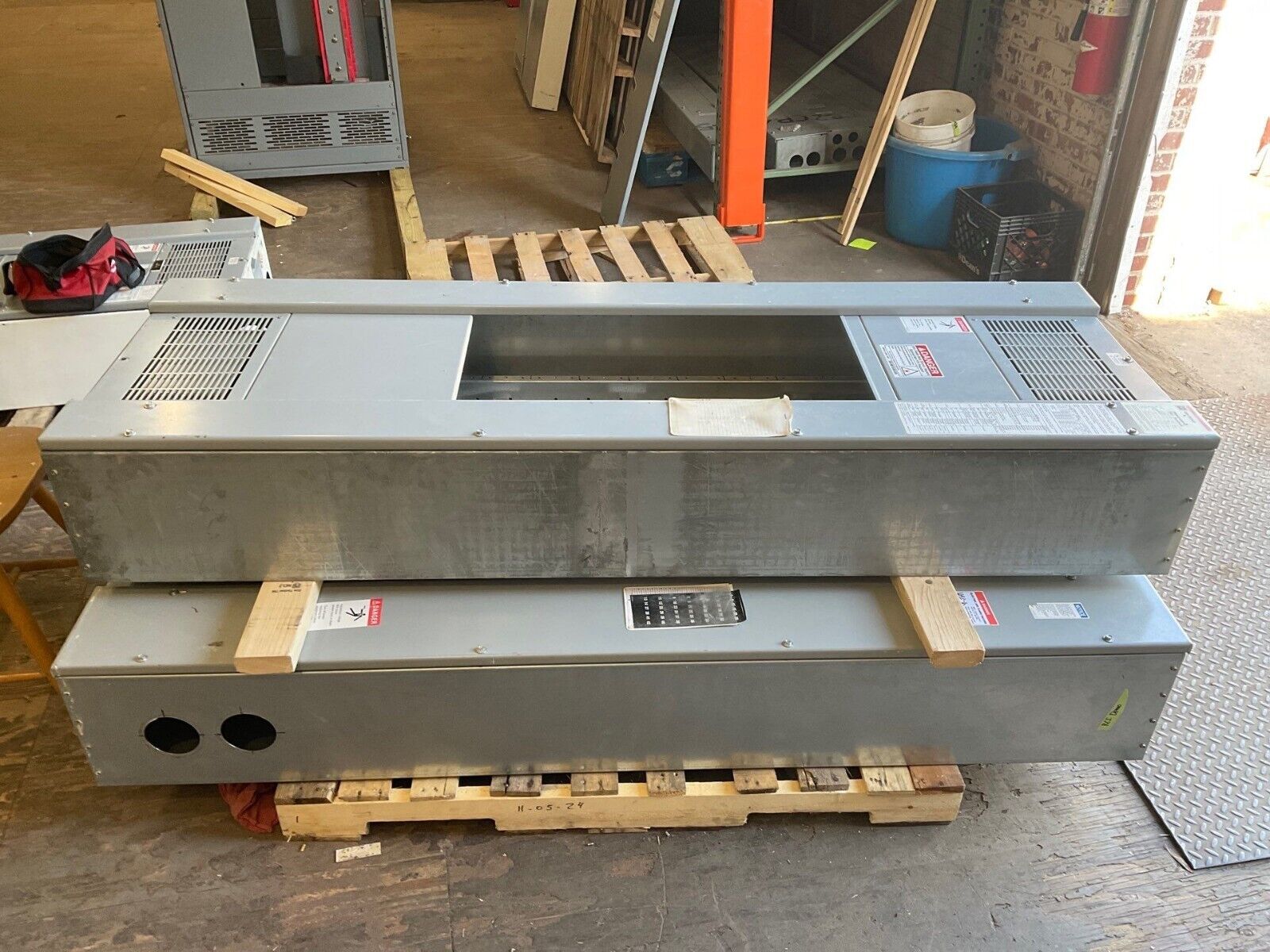 Cutler Hammer PRL4B Panelboard 800A 480/277V 3PH 4W MLO Indoor BX2473 800 Amp P666 Used