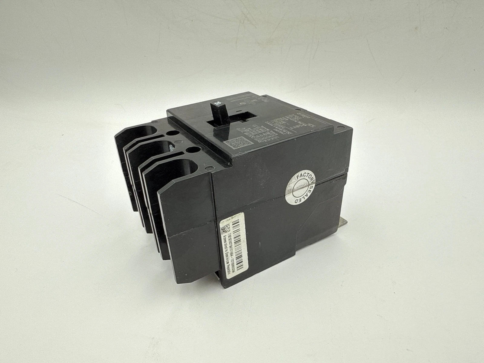 Eaton GHB3020 Circuit Breaker 20A 480/277V 3P GHB 20 Amp 3 Pole Bolt on New New