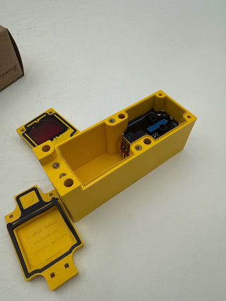 Banner SBD1-17625 MULTI-BEAM Photoelectric Scanner Block Diffuse SBD117625 New