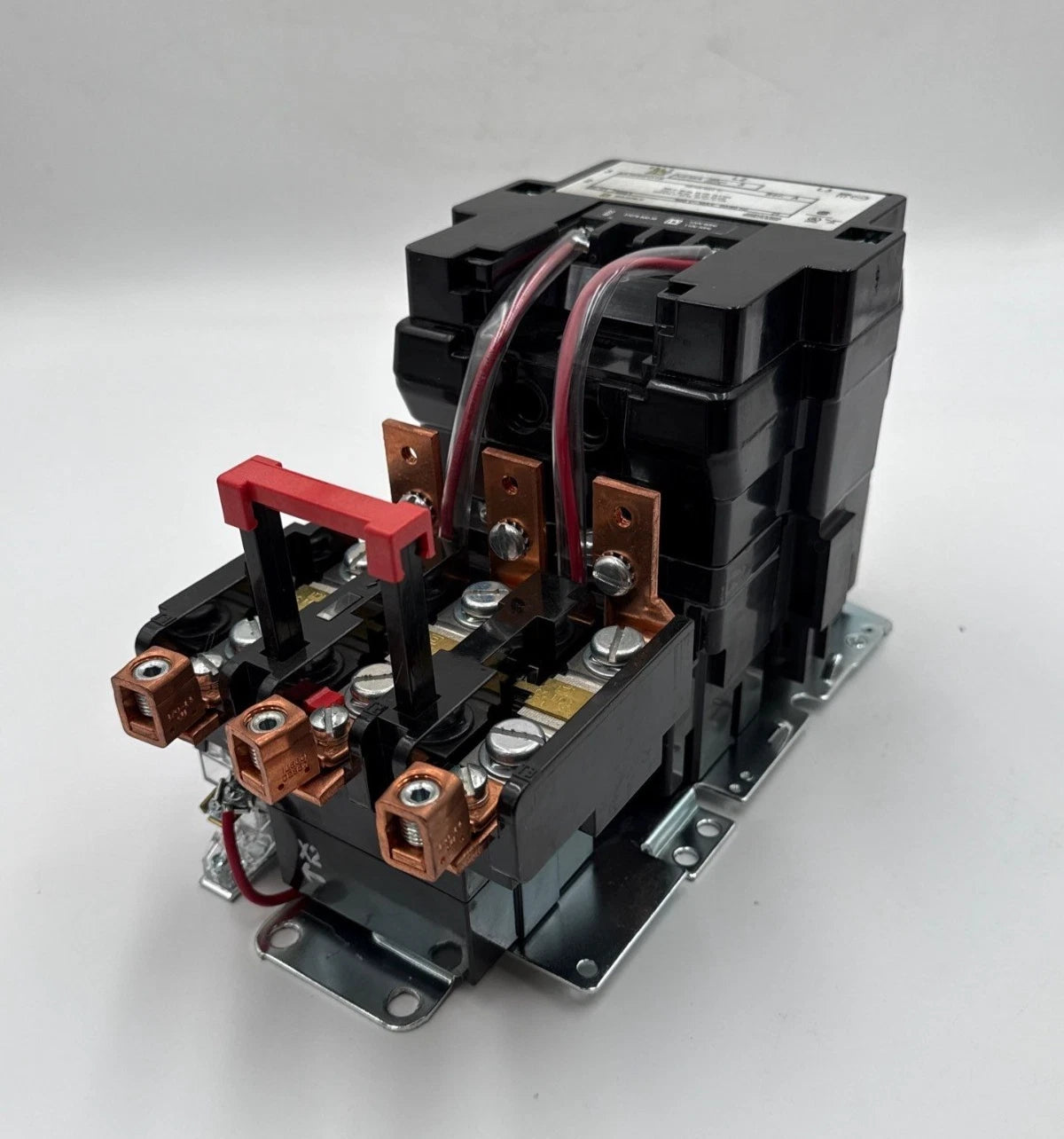 Sq D 8536SEO1S Starter NEMA Size 3 90A 3P 600V 50HP Coil 110/120V Heater CC103 Used