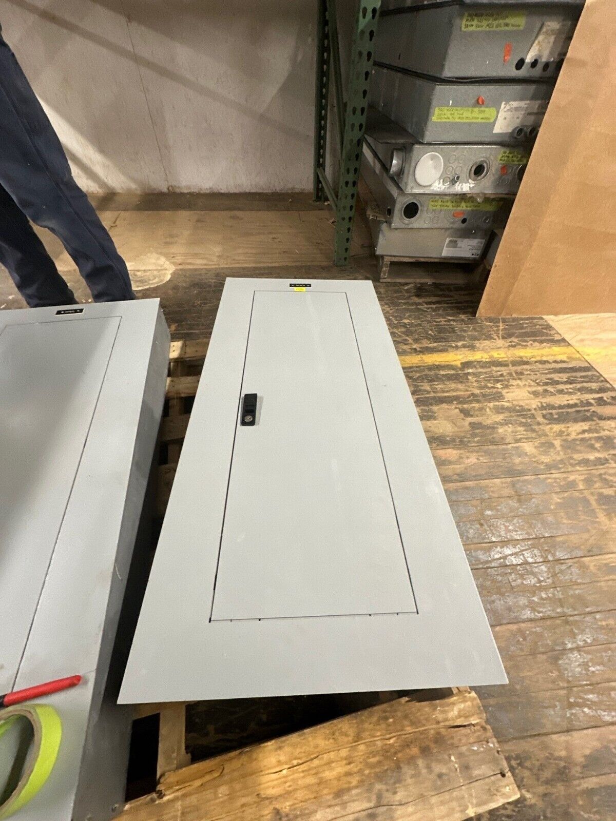 GE AQF3421ABX Panelboard 125A 208Y/120V 3PH 42 CIR Indoor Main THQB32100 MCB P028 Used