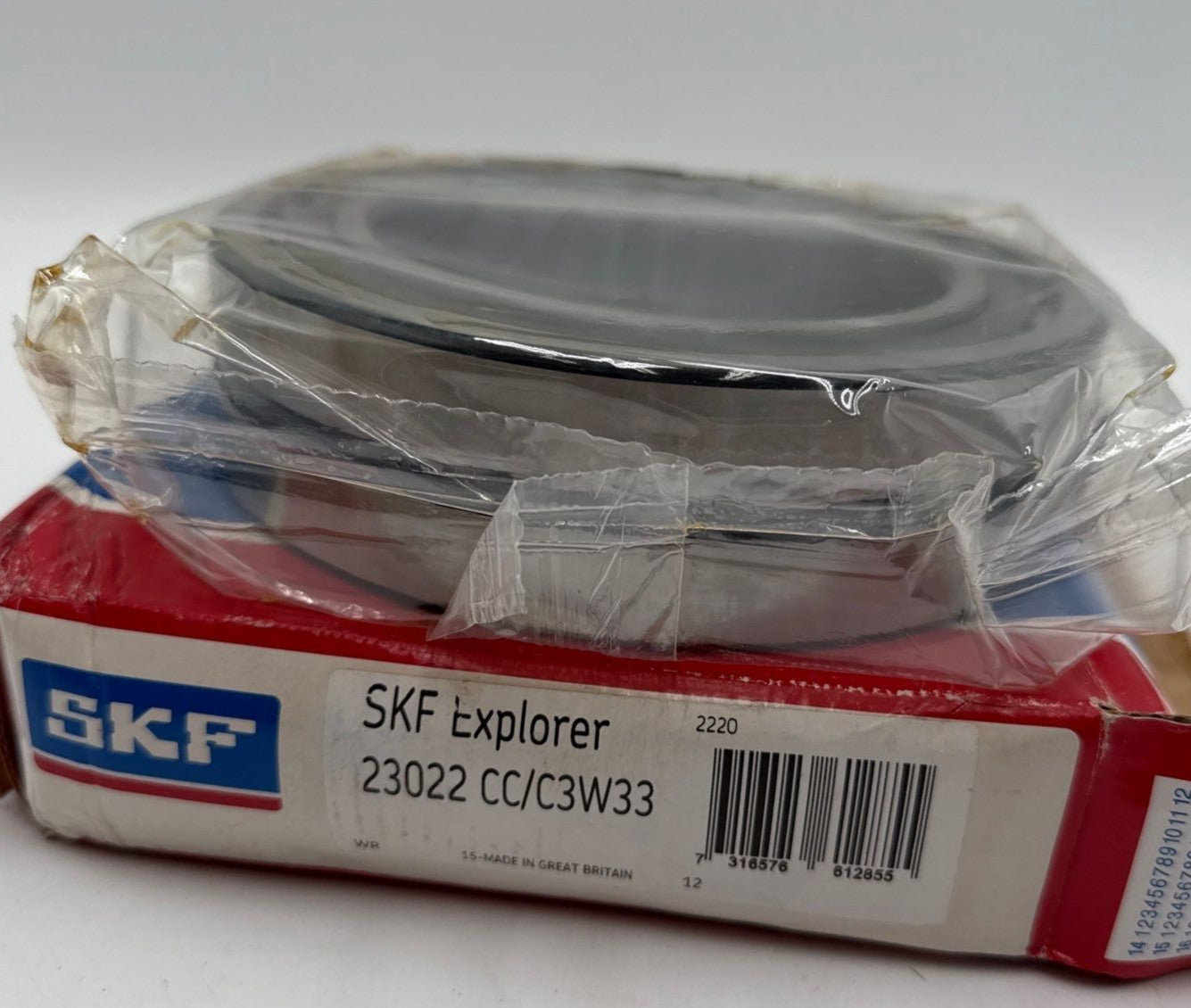 SKF Explorer 23022 CC/C3W33 Roller Bearing 110mm ID 170mm OD 45mm W New
