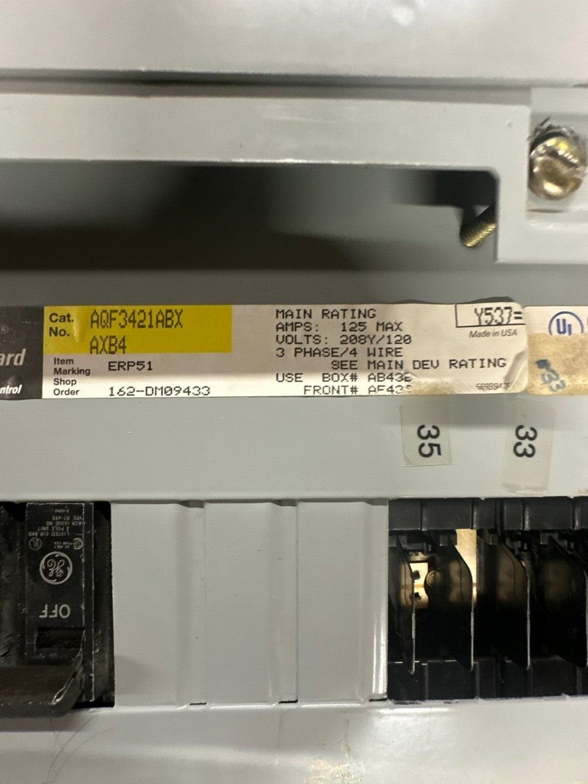GE Panelboard AQF3421ABX 125A 208/120V 3 PHASE MCB Main THQB32100 42 CIR NEMA 1 P017 Used