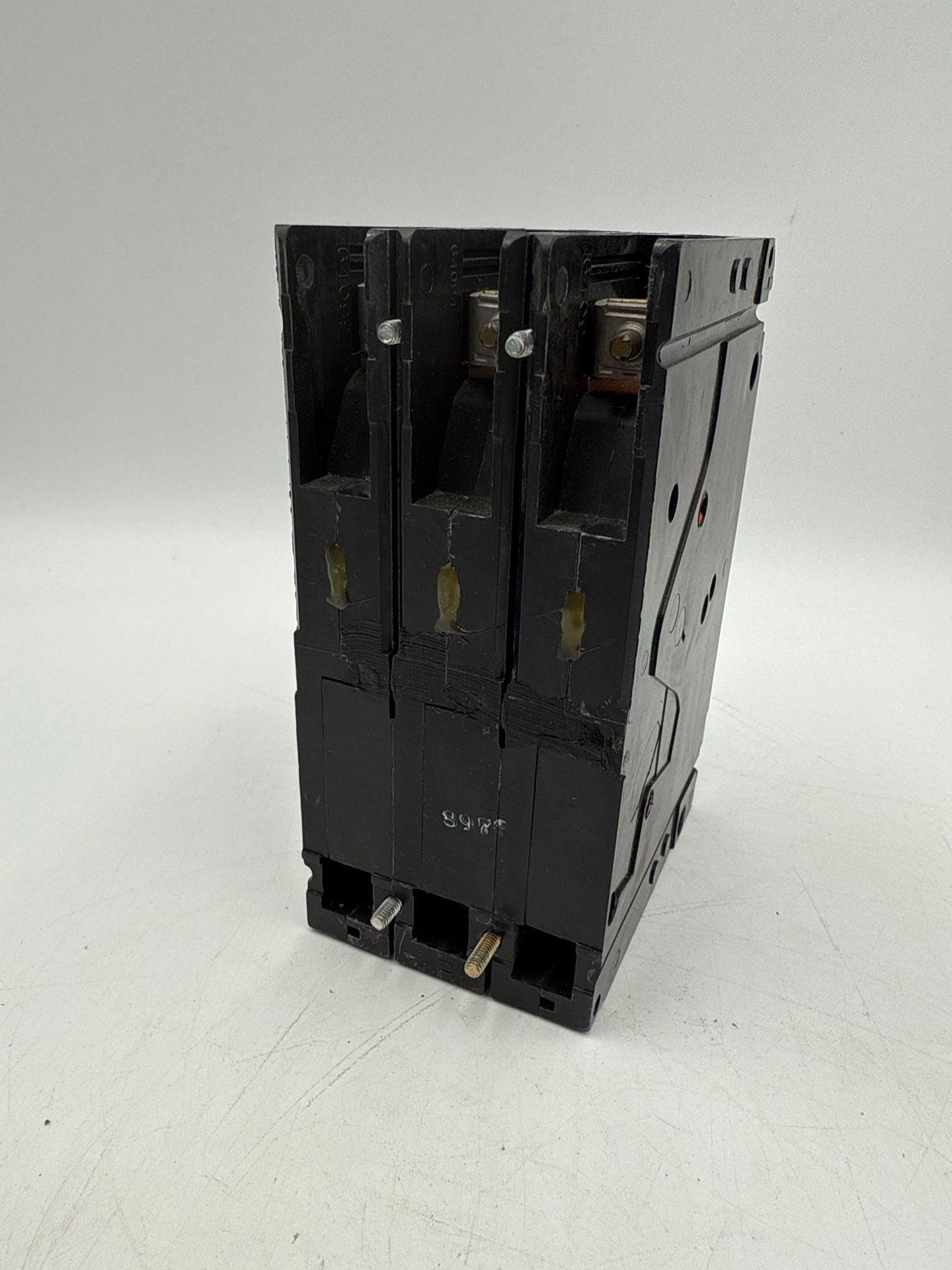 ITE Siemens ED63A025 Circuit Breaker 25A 3P 600V 3PH ED6-ETI 25 Amp 3 Pole Black Used