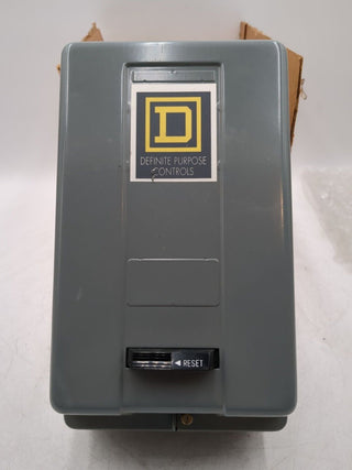 Square D DPSG33V09 New