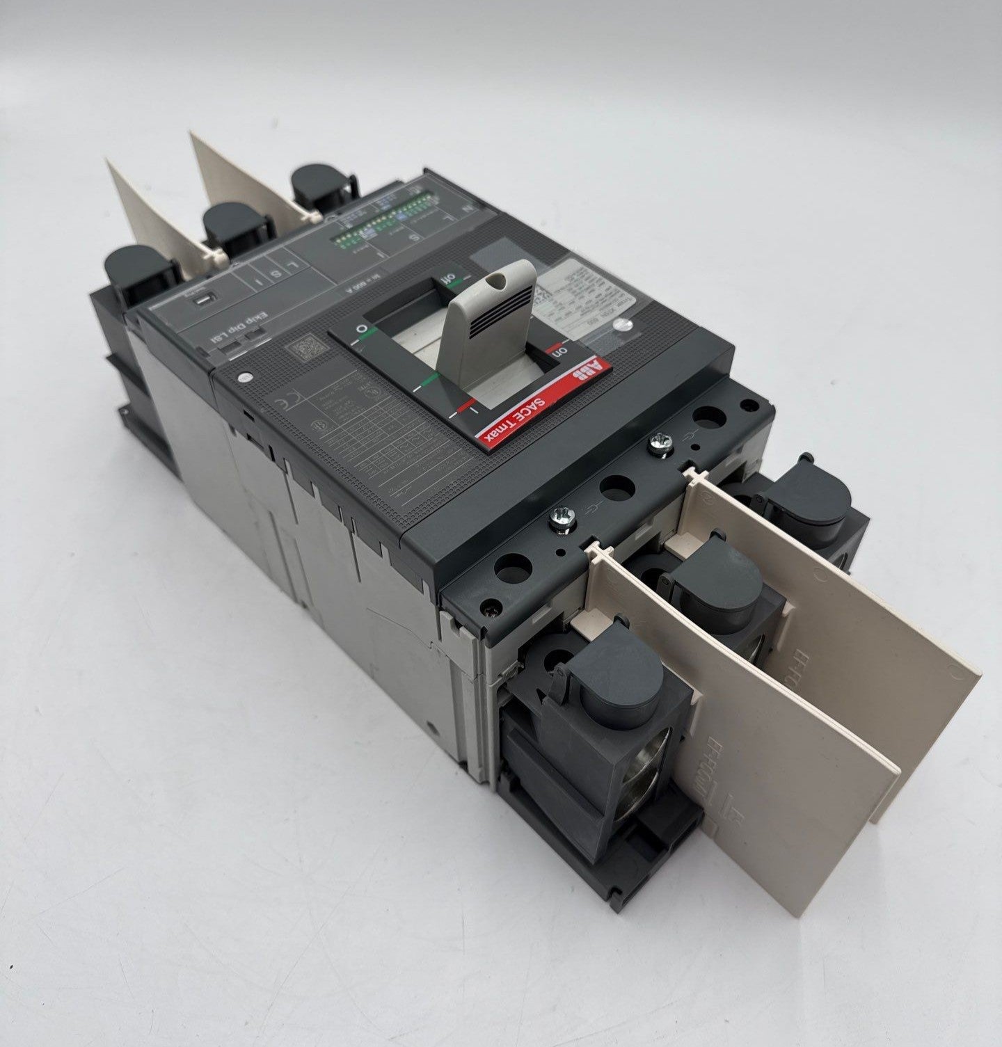 ABB XT5N 600 Tmax XT5NU360BFFF000XXX Circuit Breaker 600A 3P 600V Ekip Dip LSI New