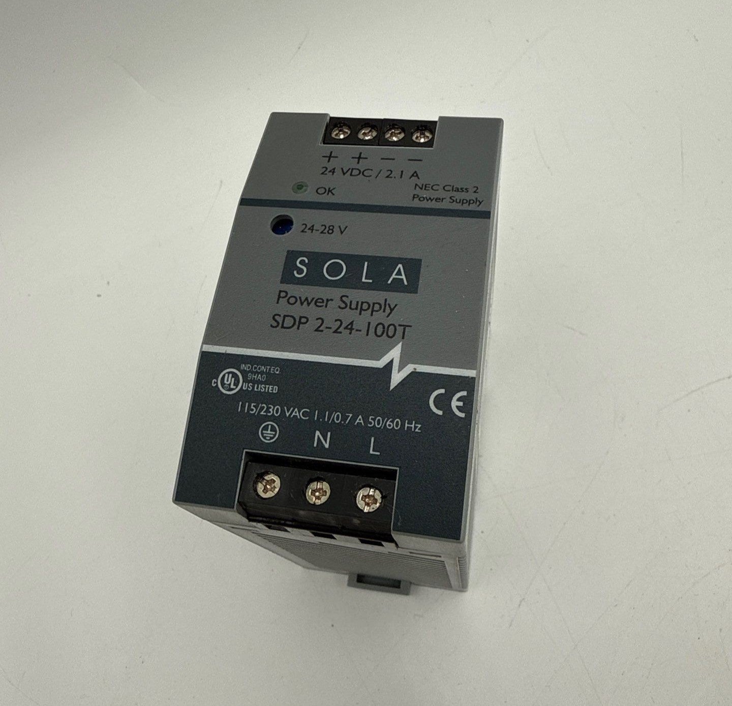 SOLA SDP 2-24-100T Power Supply 24VDC-28VDC 115-230VAC 1.1/0.7A 50/60Hz Used