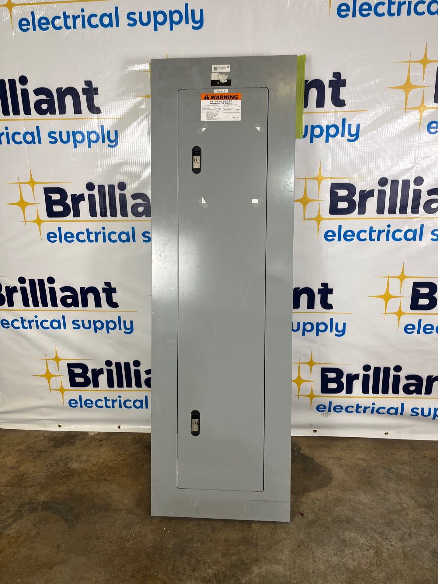 Siemens P1C42ML400ABF P1 Panelboard 400A 208/120V 3PH 4W 42 Cir MLO Indoor Encl B68 Box Used