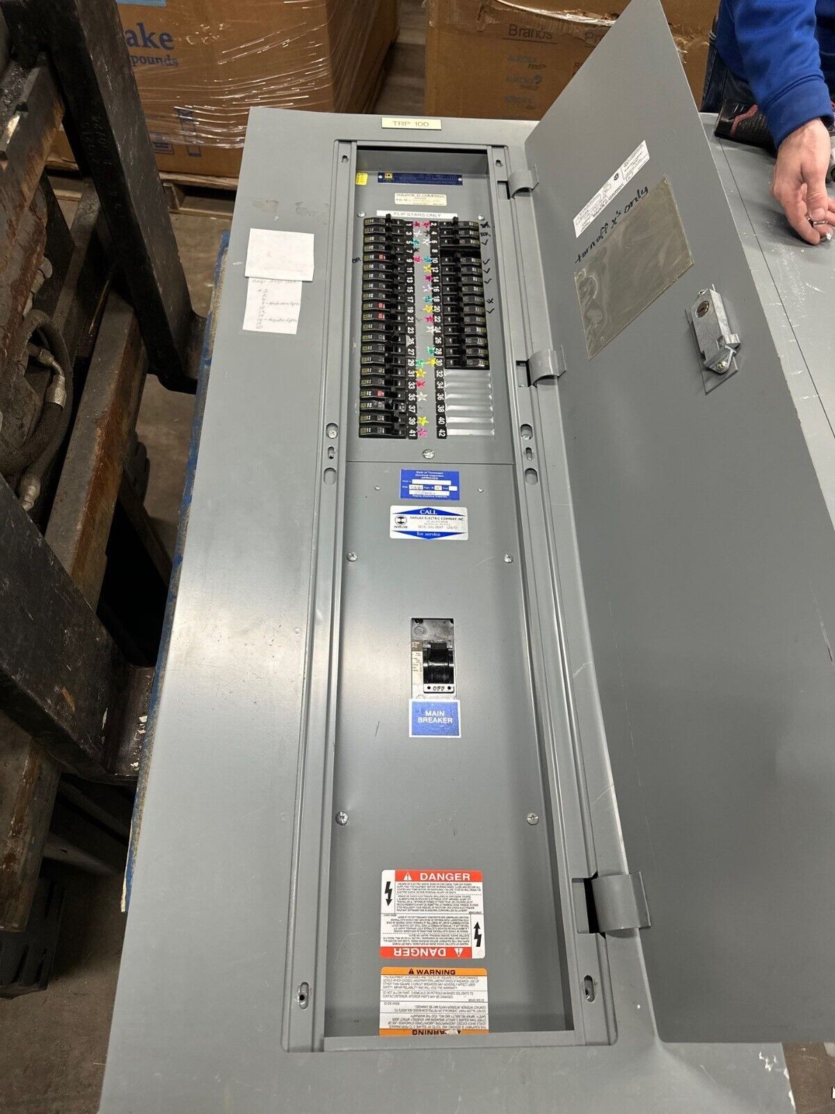 Square D NQOD Panelboard 225A 208/120V 3PH 4W Q2L3100 MCB 42 Circuit Indoor Encl P347 Used