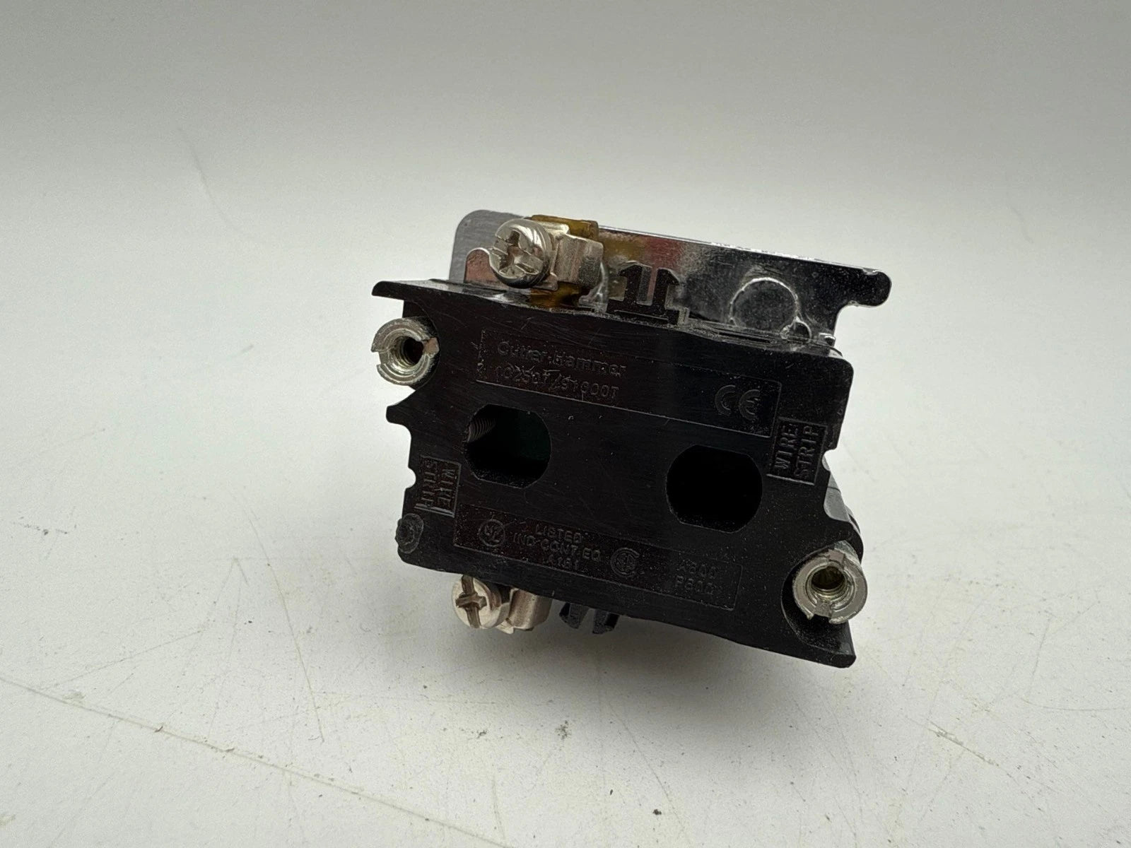 Cutler Hammer 10250T 91000T Push Button Green Start 600V Control Panel Equip Used