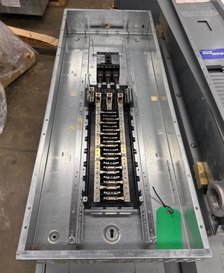 Square D NQOD442L225CU Panelboard 225A 240V 3PH 4W 42 Cir Indoor Encl MCB 225Amp P637 Used