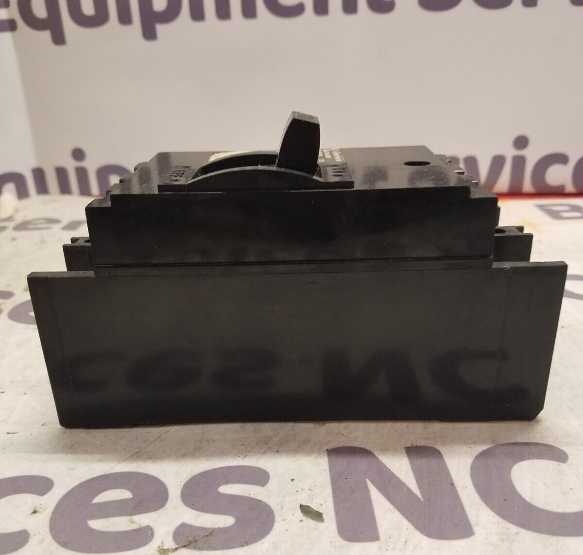 Square D Q2L2225 Used