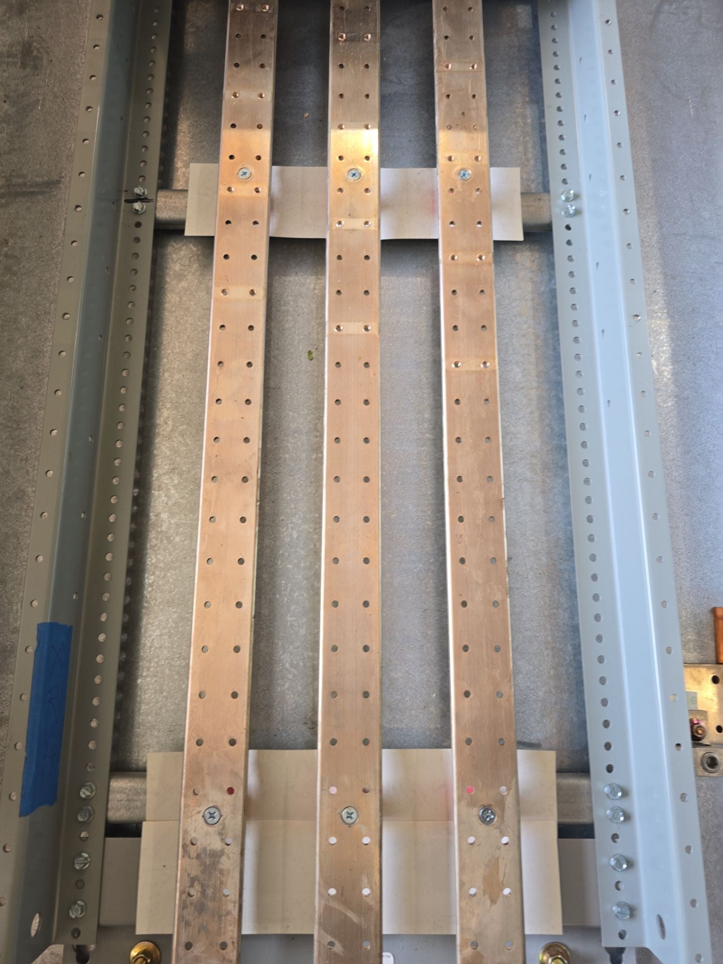 Eaton PRL4 Panelboard 800A 208/120V 3PH 4W MCB Main MDL3800 Indoor Encl BX3673 Used