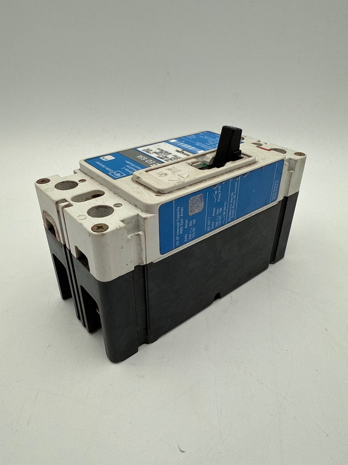 Cutler Hammer ED2100 Circuit Breaker 100A 2P 240V ED 65k 100 Amp 2 Pole Used