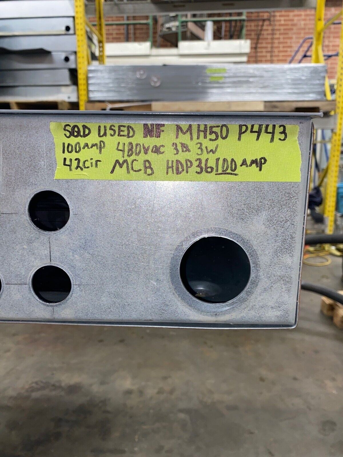 SQUARE D NF Panelboard 100A 480V 3P 3W Indoor Panel 42 Cir Main Breaker HDP36100 P443 Used