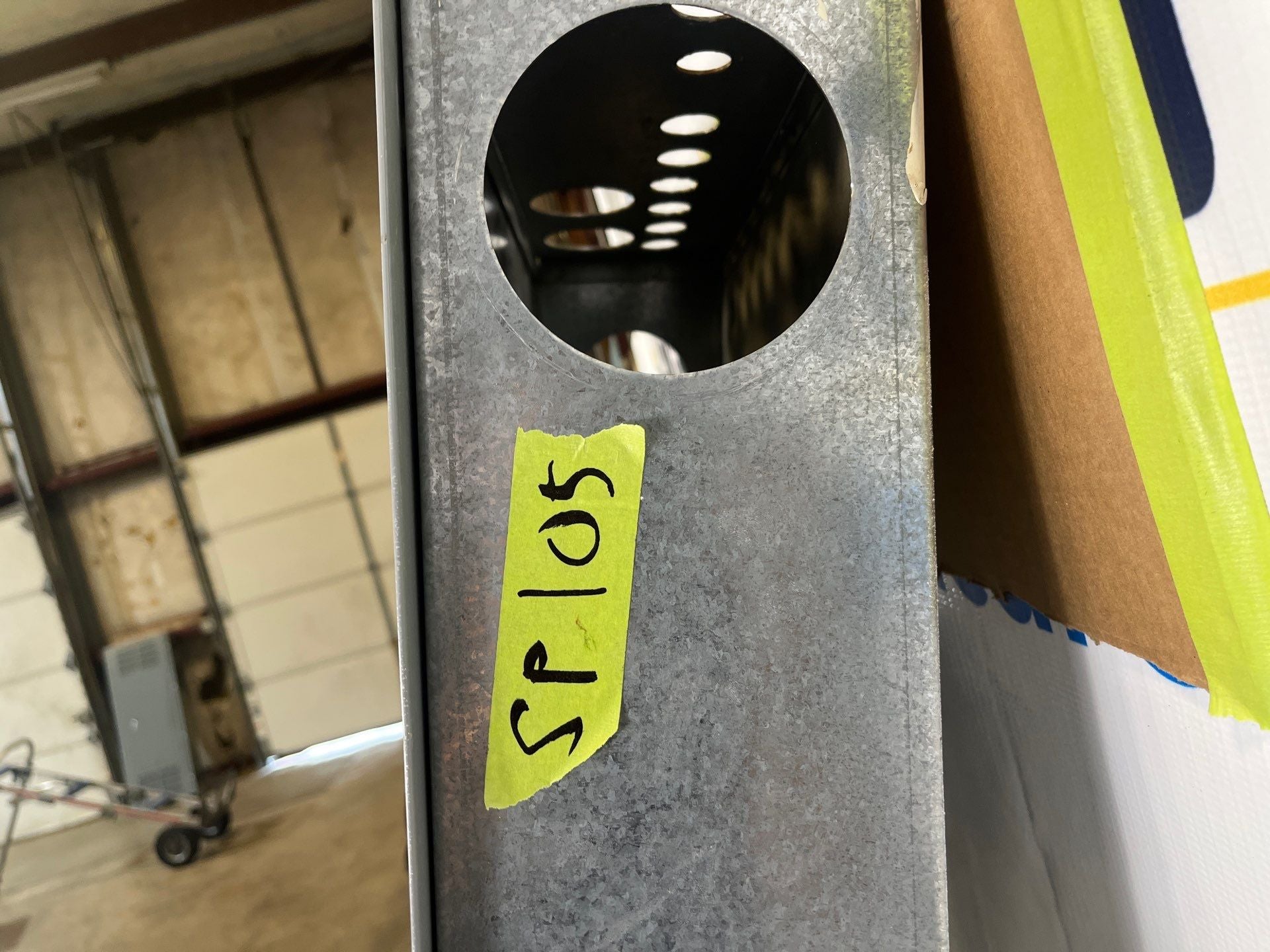 Siemens P1C42ML400ABF P1 Panelboard 400A 208/120V 3PH 4W 42 Cir MLO Indoor Encl B68 Box Used