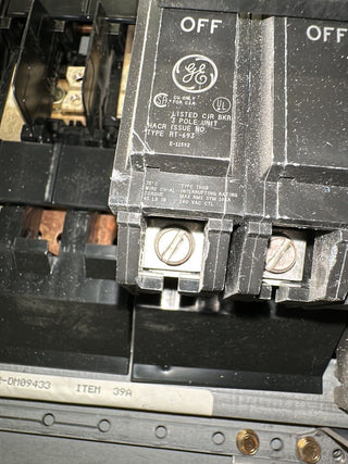 GE AQF3421ABX Panelboard 125A 208Y/120V 3PH 42 CIR Indoor Main THQB32100 MCB P030 Used