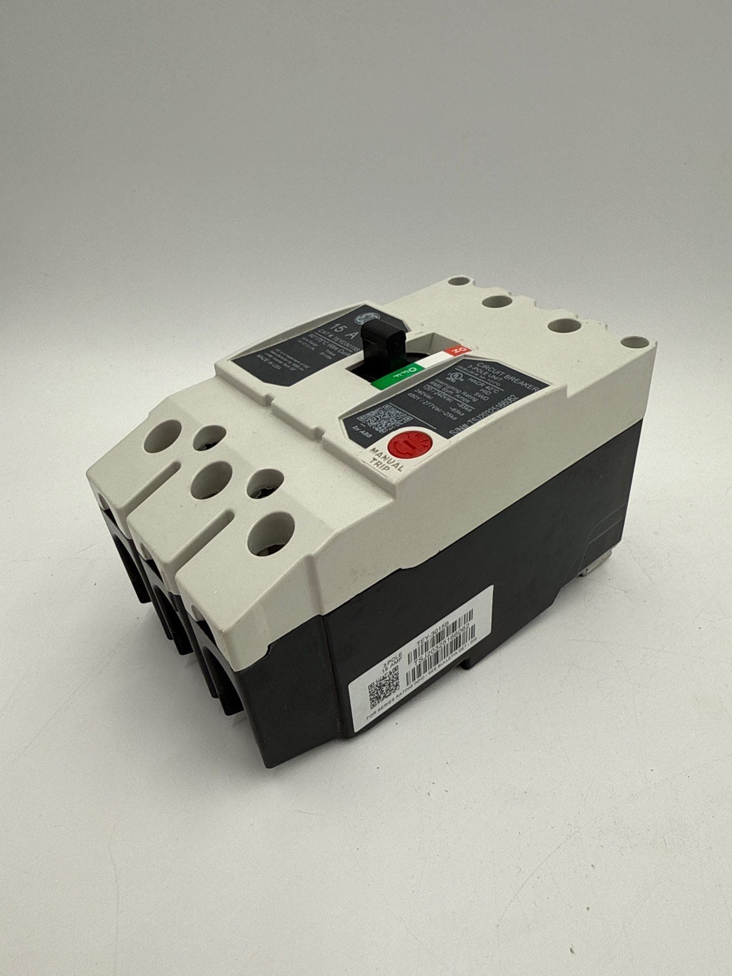 GE TEYD3015B Circuit Breaker 15A 3P 480/277V 3PH TEYD 15 Amp 3 Pole Bolt On Used
