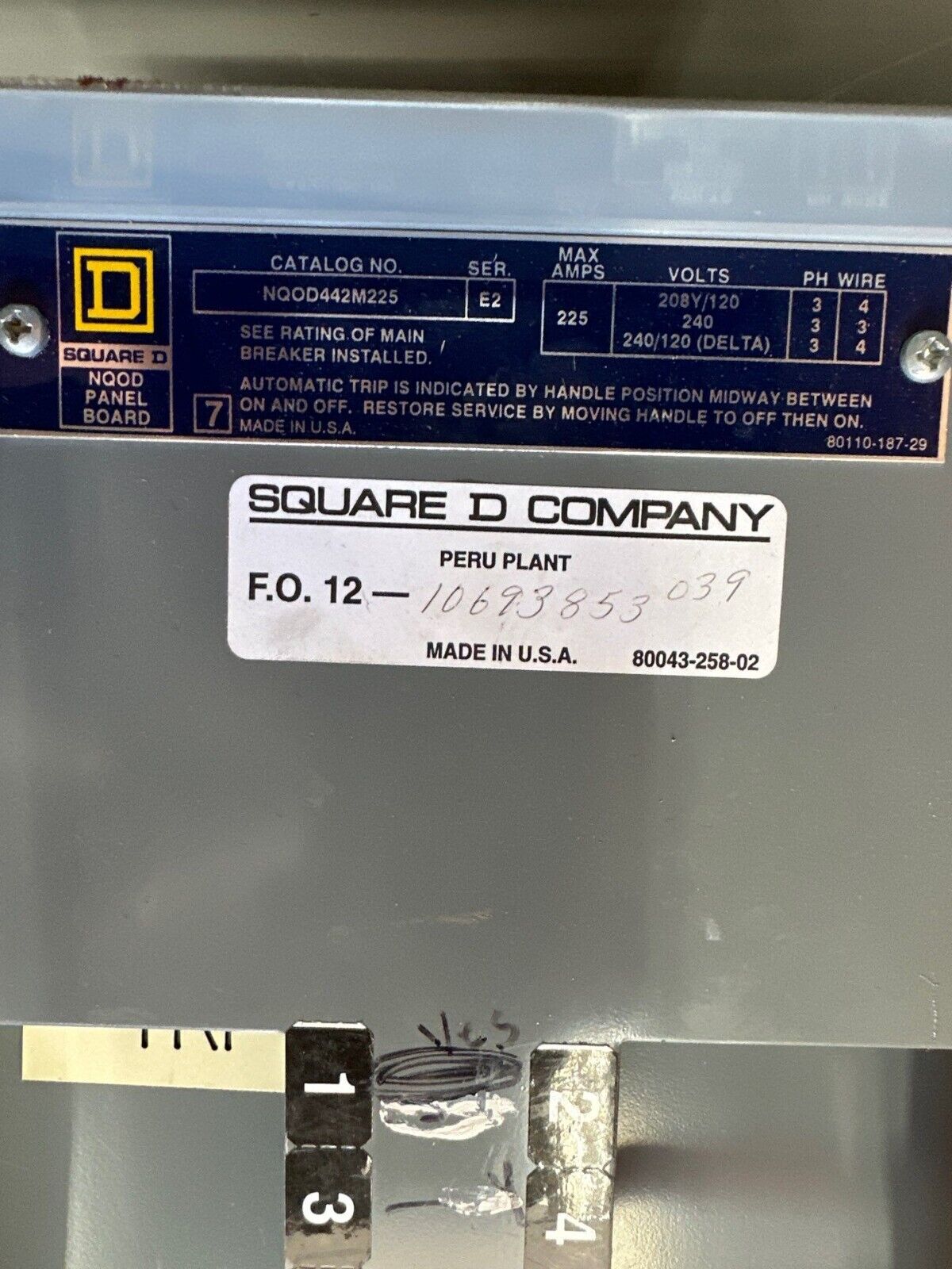 Square D NQOD442M225 Panelboard 225A 208/120V 3PH 4W MCB 42 Circuit Indoor Encl P381 Used