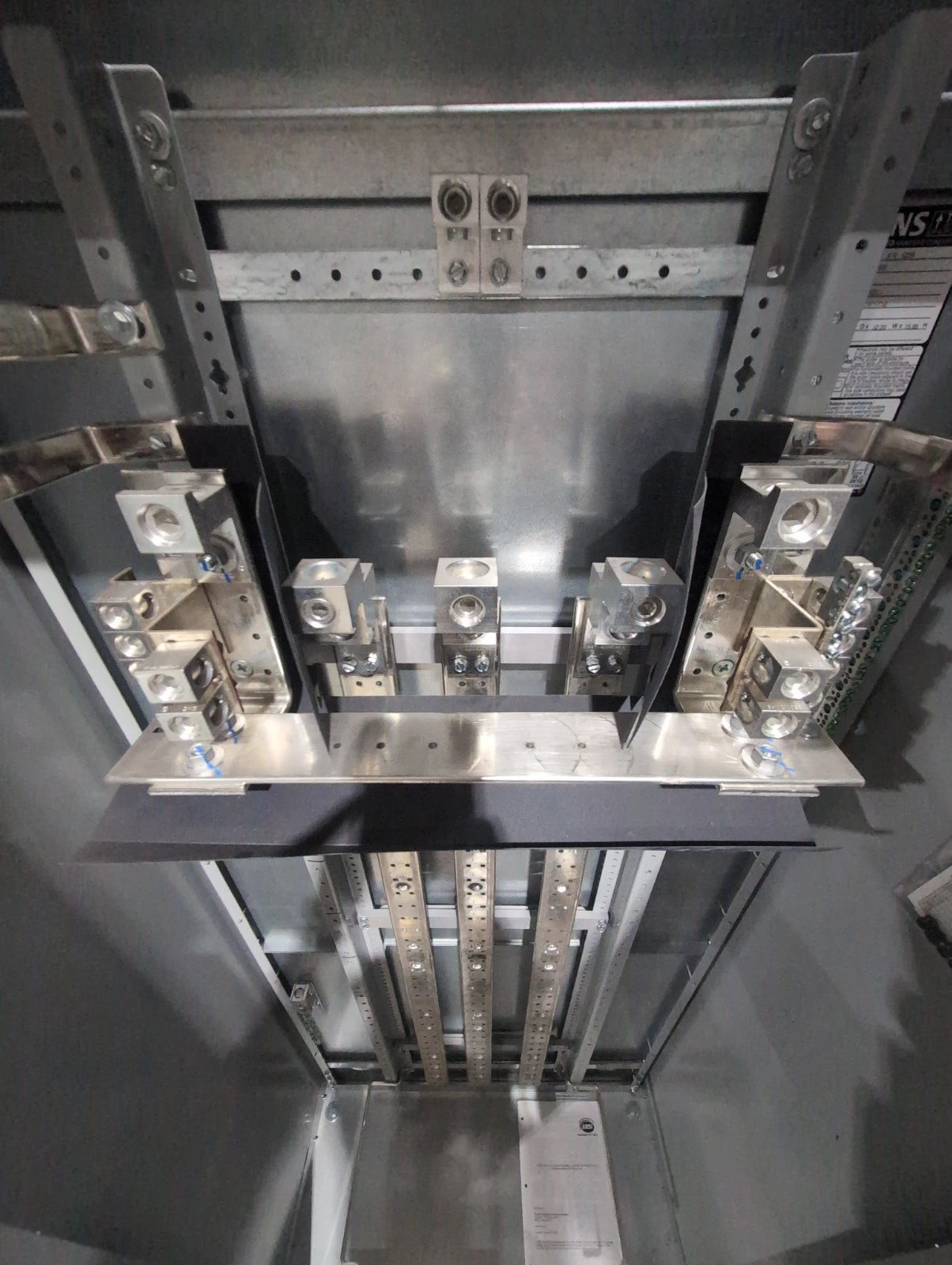 Siemens P5 Panelboard P5E75ML600ATS 600A 480/277V 3PH 4W 600 Amp MLO Panel New New