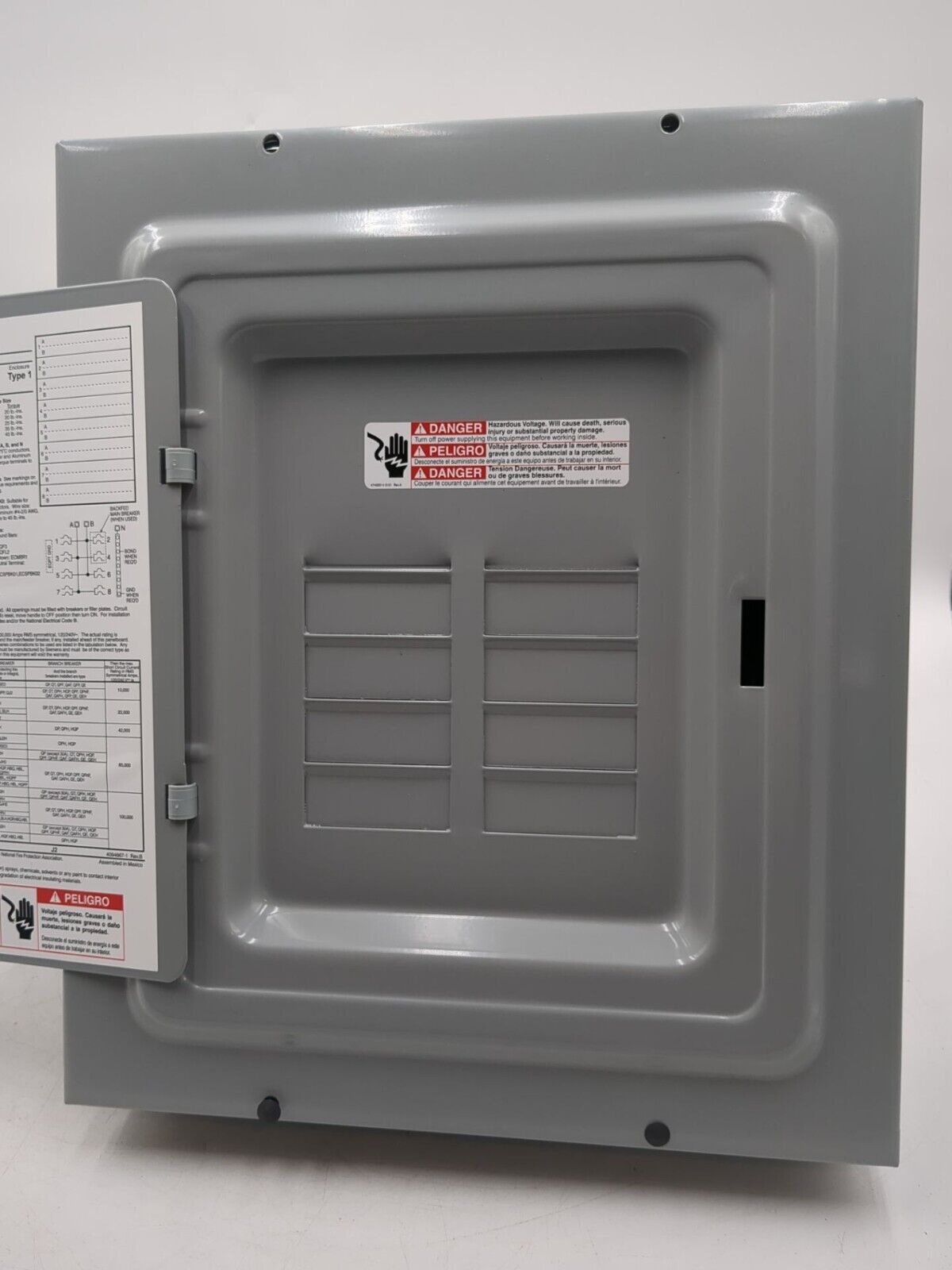 Siemens Indoor Main Lug Surface Mount Load Center 8-Space 16-Circuit 125 Amp New