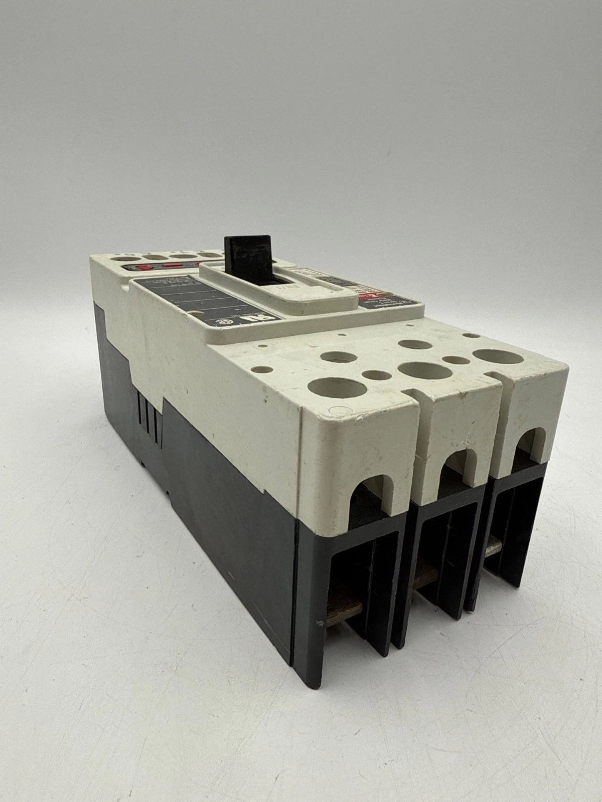 Westinghouse HMCP250W5C Circuit Breaker 250A 3P 600V 3PH HMCP 250 Amp 3 Pole Used