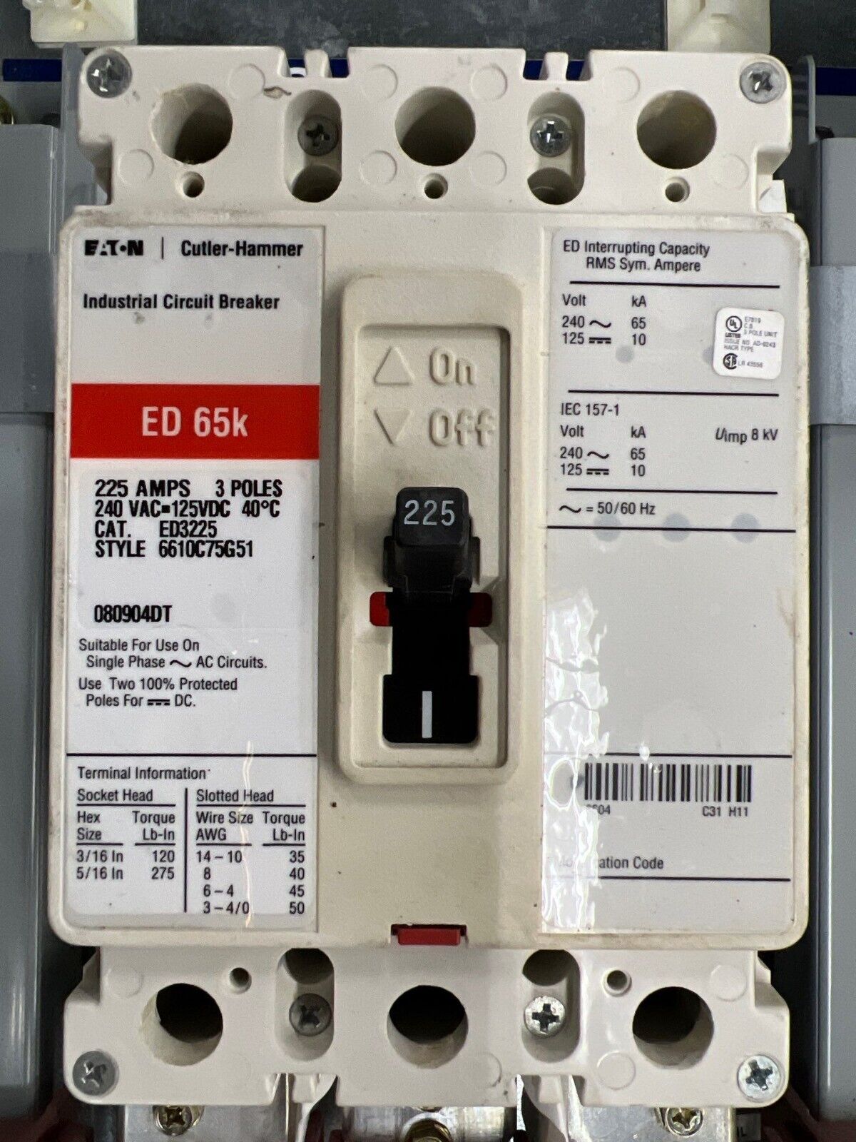 Eaton PRL1A Panelboard 225A 208/120V 3PH 4W 42 Circuit Indoor Encl MCB ED3225 P641 Used