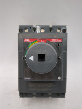 ABB XT4NU3250DFF001XXX Used