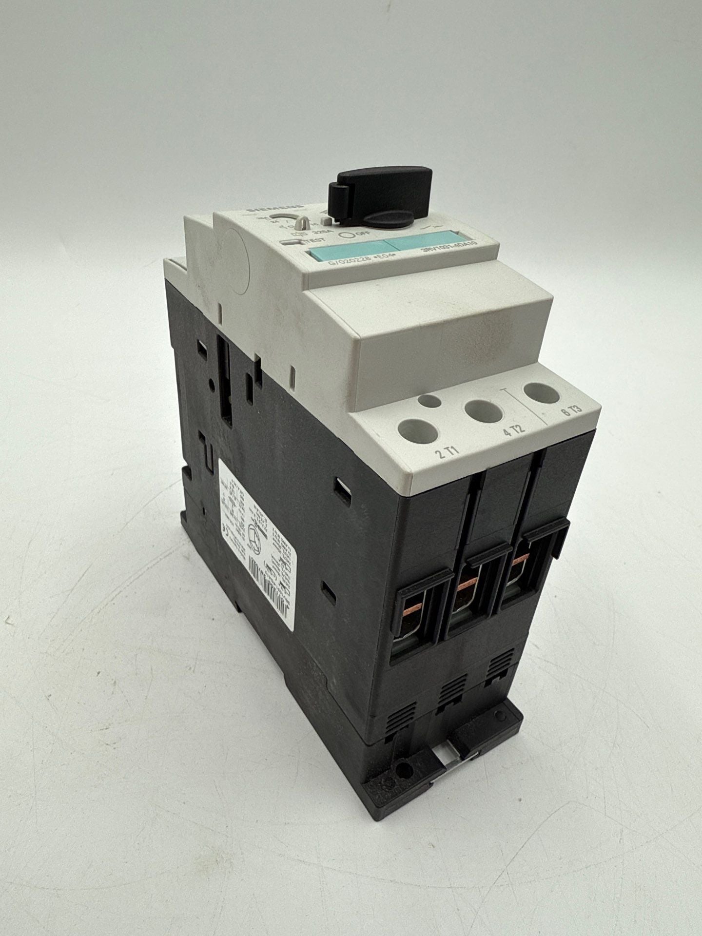 Siemens 3RV1031-4DA10 Circuit Breaker Motor Protector 18-25A 3P Size S2 New