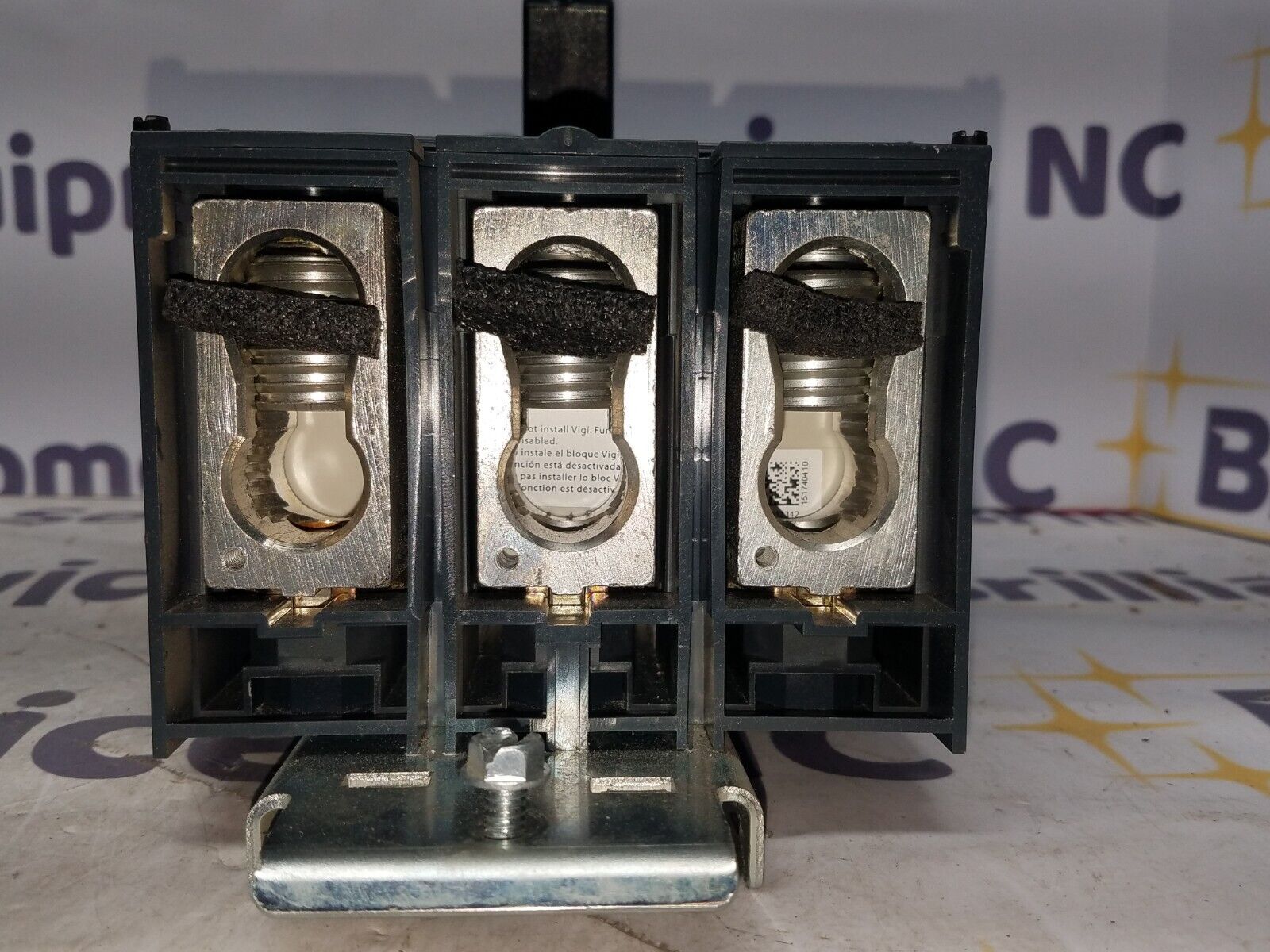 Square D LJA36400U31X New