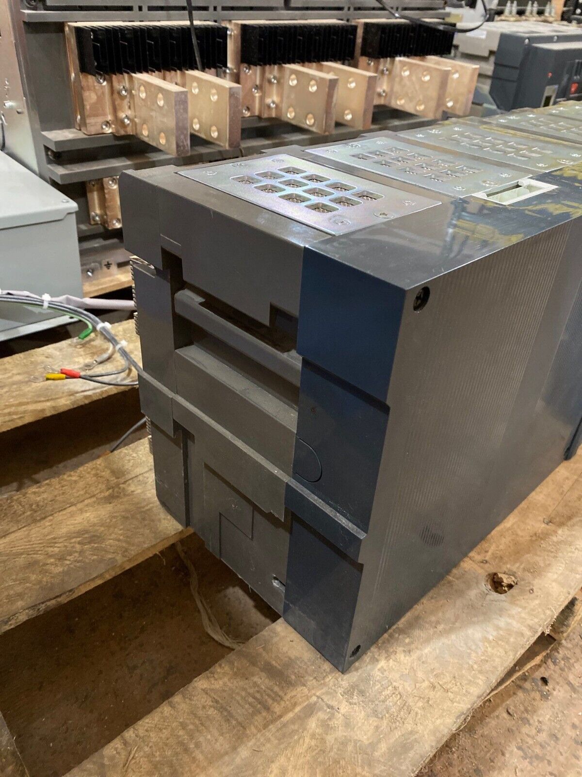 LS Electric UAH-40G3-40A Used