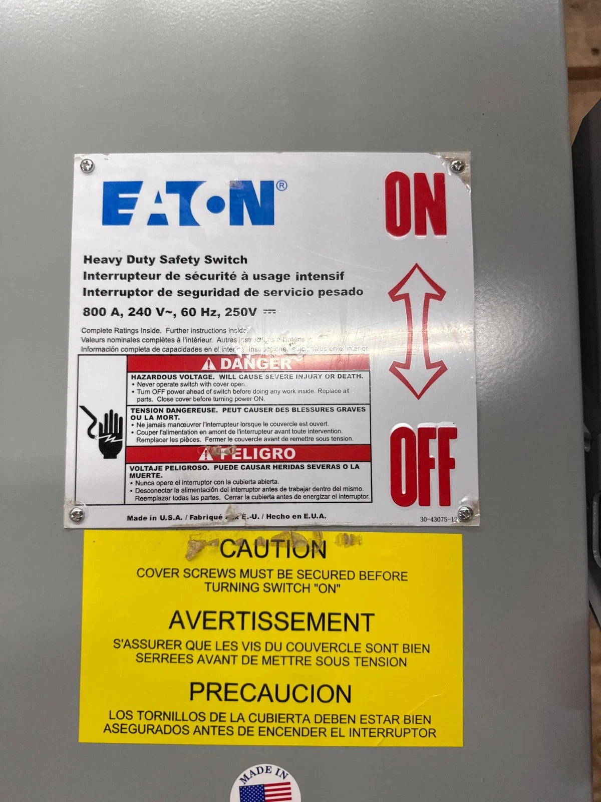 Eaton DH327NRK Safety Disconnect Switch 800A 3P 240V 3PH 3R Outdoor 800 Amp New