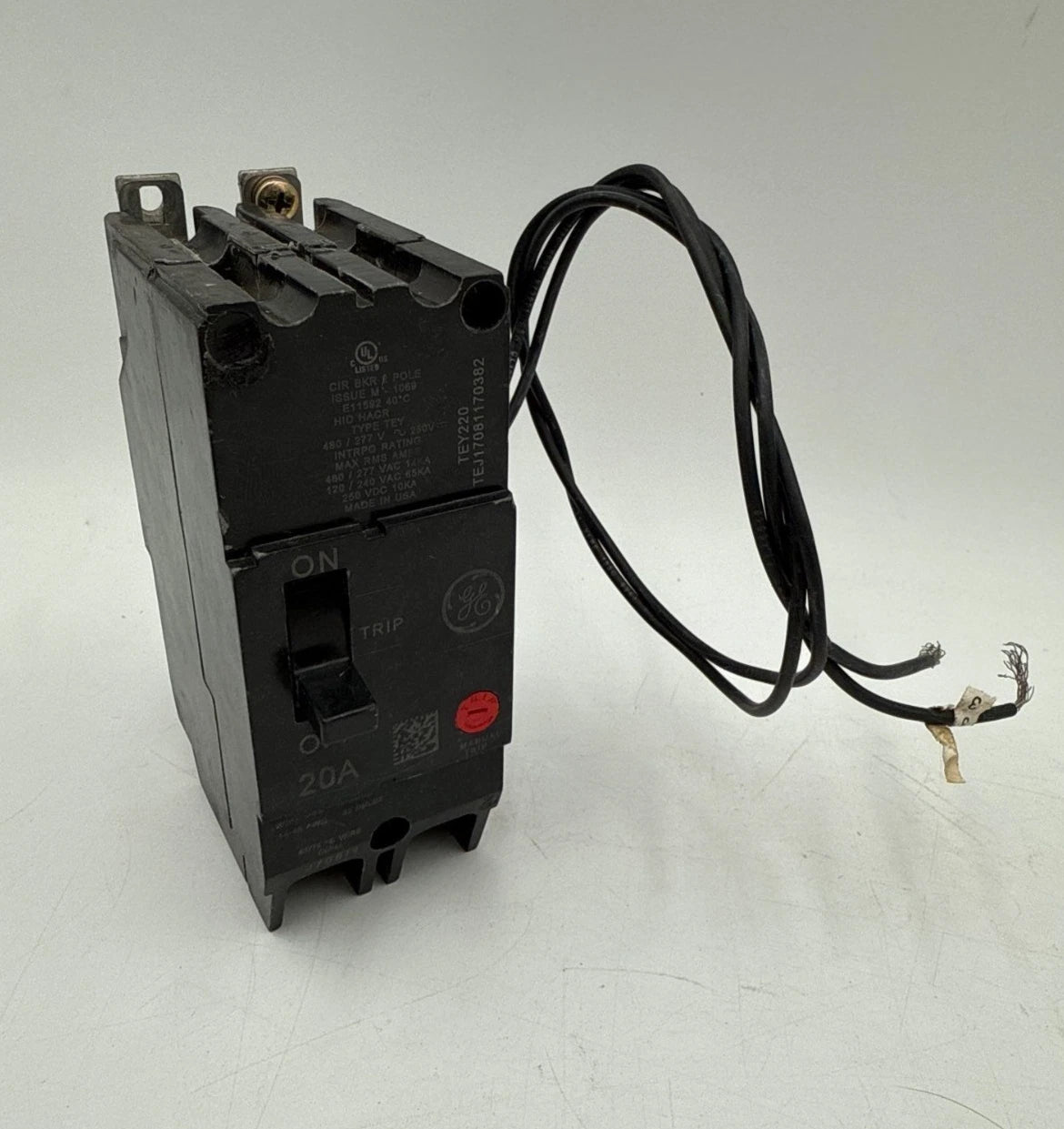 GE TEY220ST12 Circuit Breaker 20A 2P 480/277V TEY 20 Amp 2 Pole Shunt Trip 120V Used