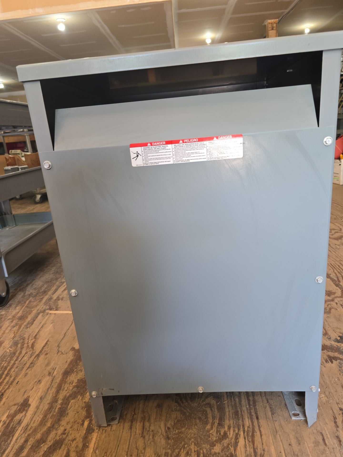 45kVA Square D 45T76HCU Sorgel Transformer Pri 480V Sec 480/277V Indoor T265 Used