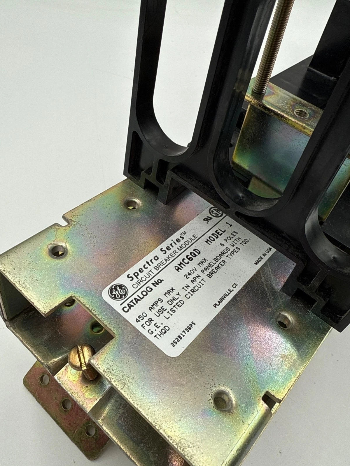 GE AMC6QD APN Circuit Breaker Module 450A 240V Max 6 Pole TQD THQD Spectra Serie Used