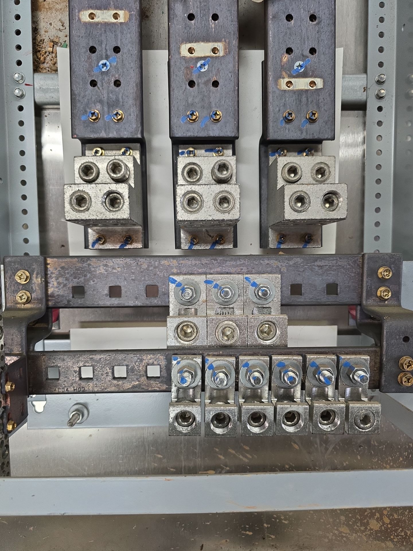 Eaton PRL4 Panelboard MLO S5040256 4X Enclosure