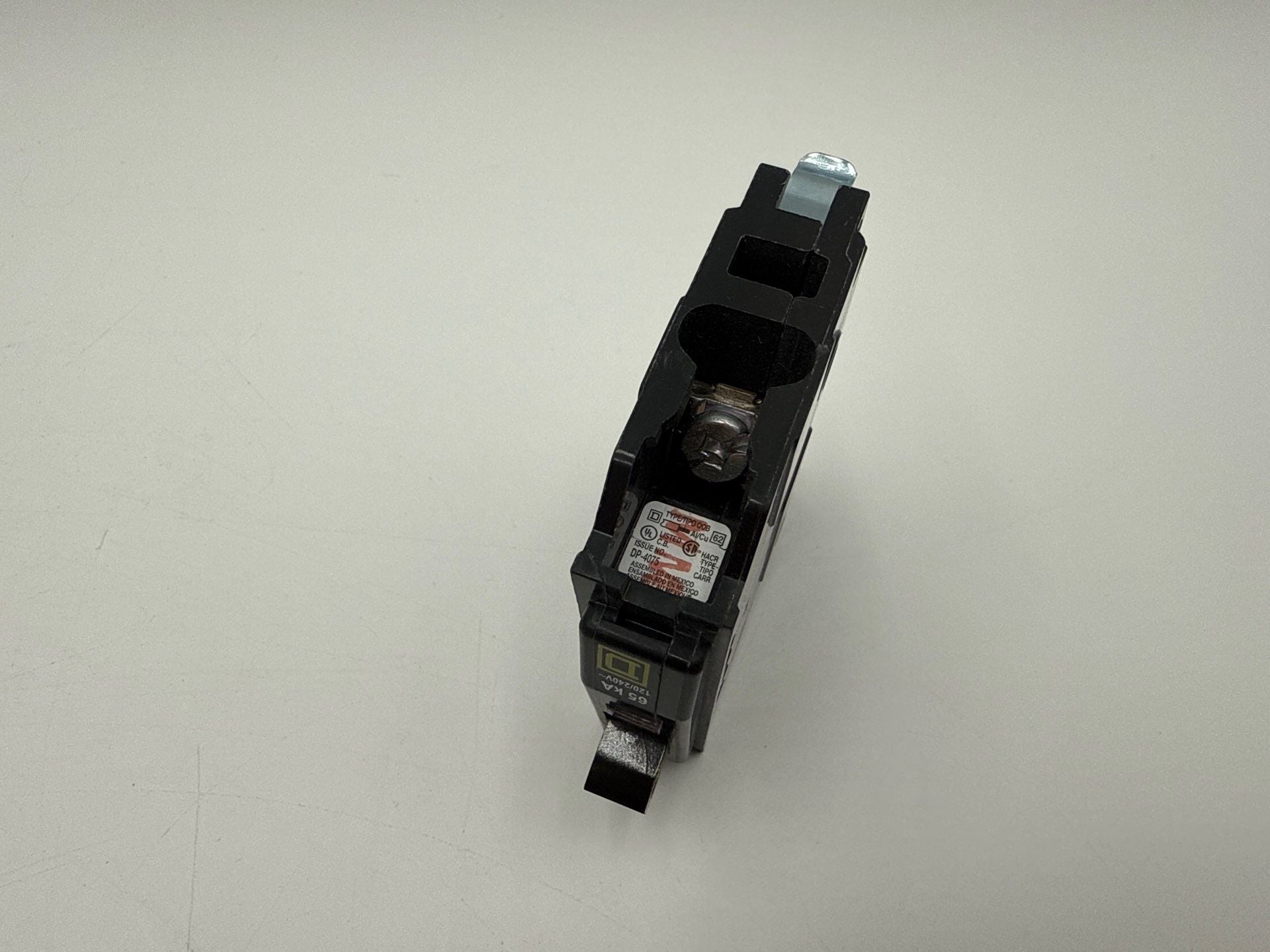 Square D QHB125 Circuit Brekaer 25A 1P 120/240V 65kA Bolt On 25 Amp 1 Pole QOB New