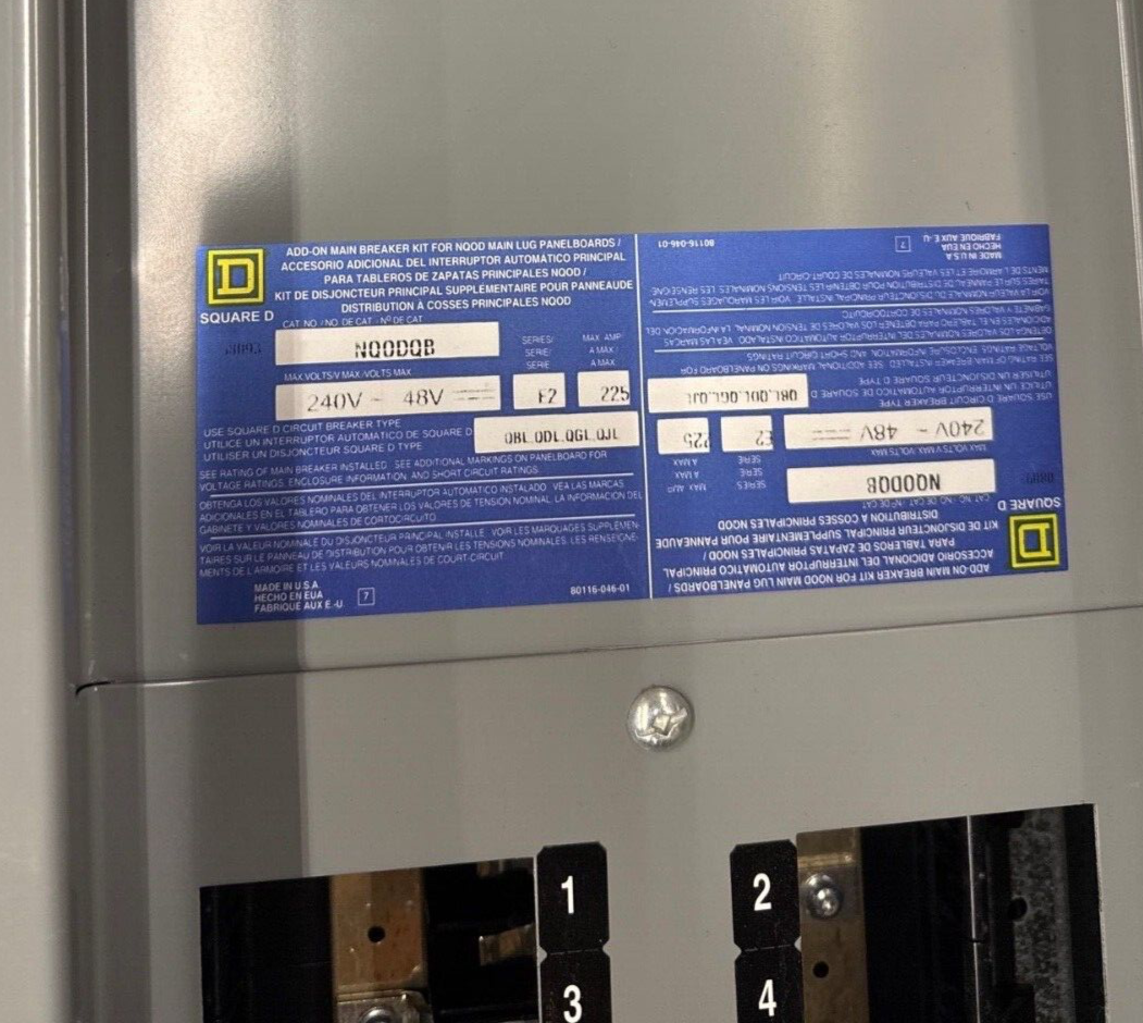 Square D NQOD442L225CU Panelboard 225A 240V 3PH 4W 42 Cir MCB 3R Outdoor Encl P636 Used