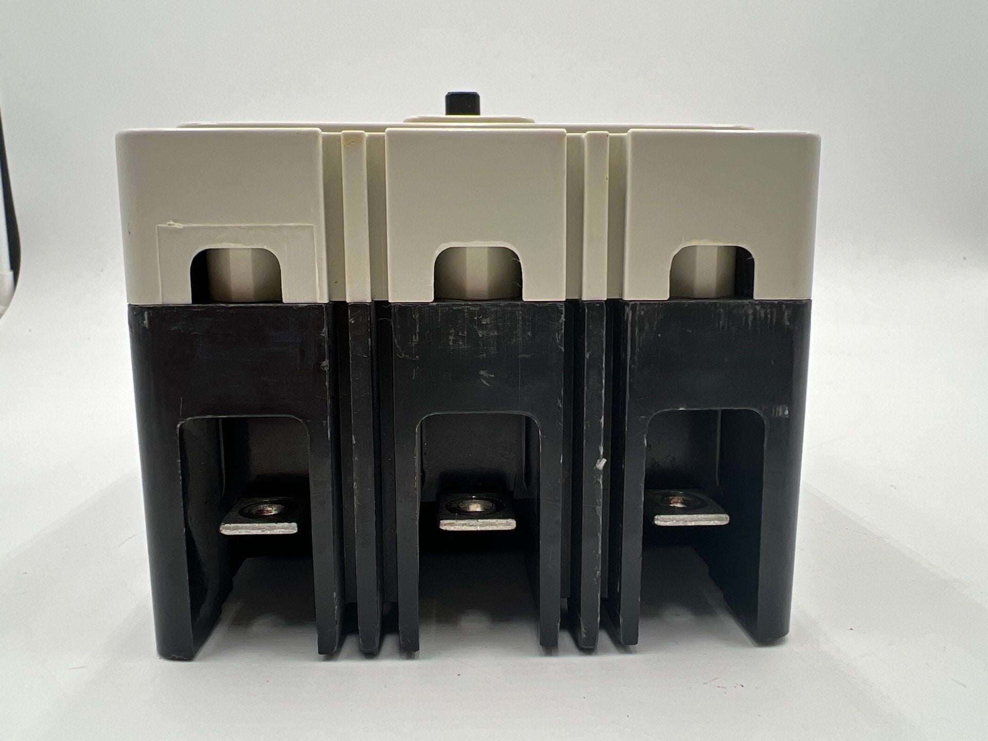 Cutler-Hammer HFD3045 Used