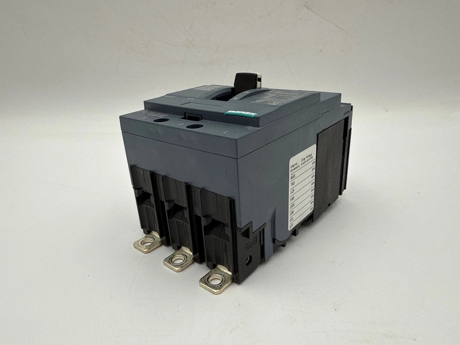 Siemens 3VA4130-6ED34-0AA0 Circuit Breaker 30A 3P 600V 3VA Bolt On 30 Amp 3 Pole New